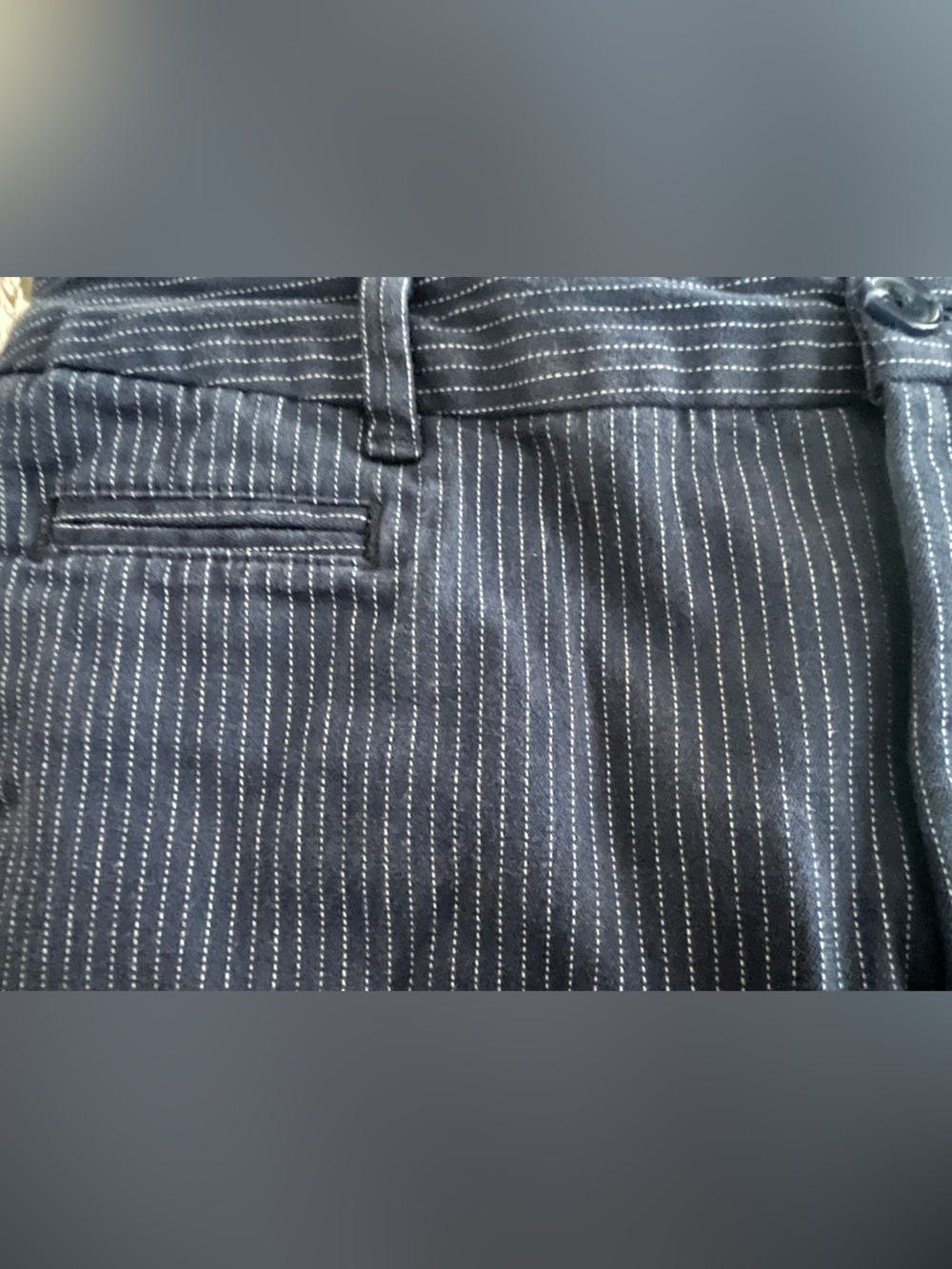 Women’s St. John’s Bay Size 10 Dark Navy Pinstripe Cotton Shorts - Picture 2 of 7